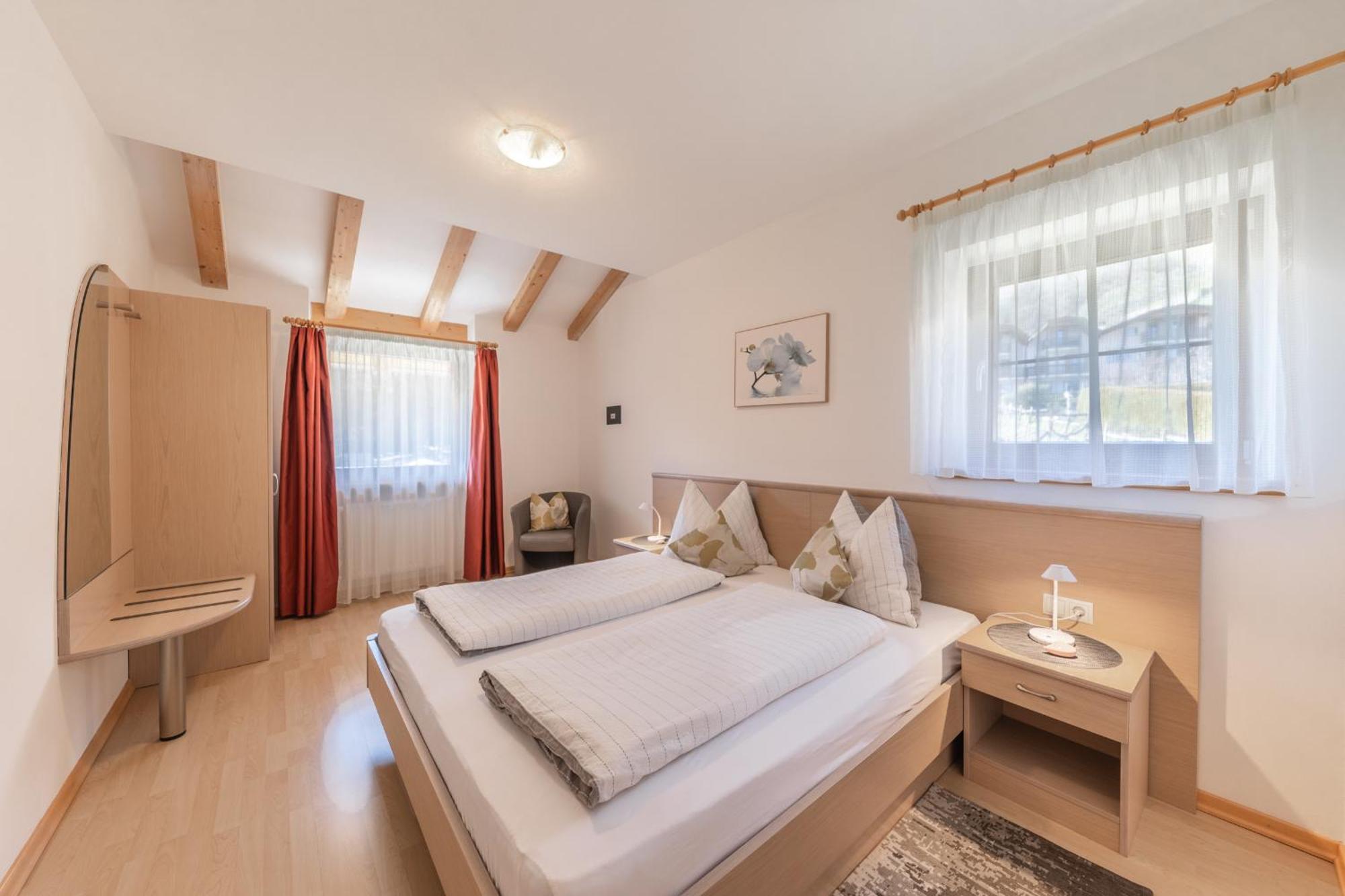 St. Josefhof Apartment Caldaro Bagian luar foto