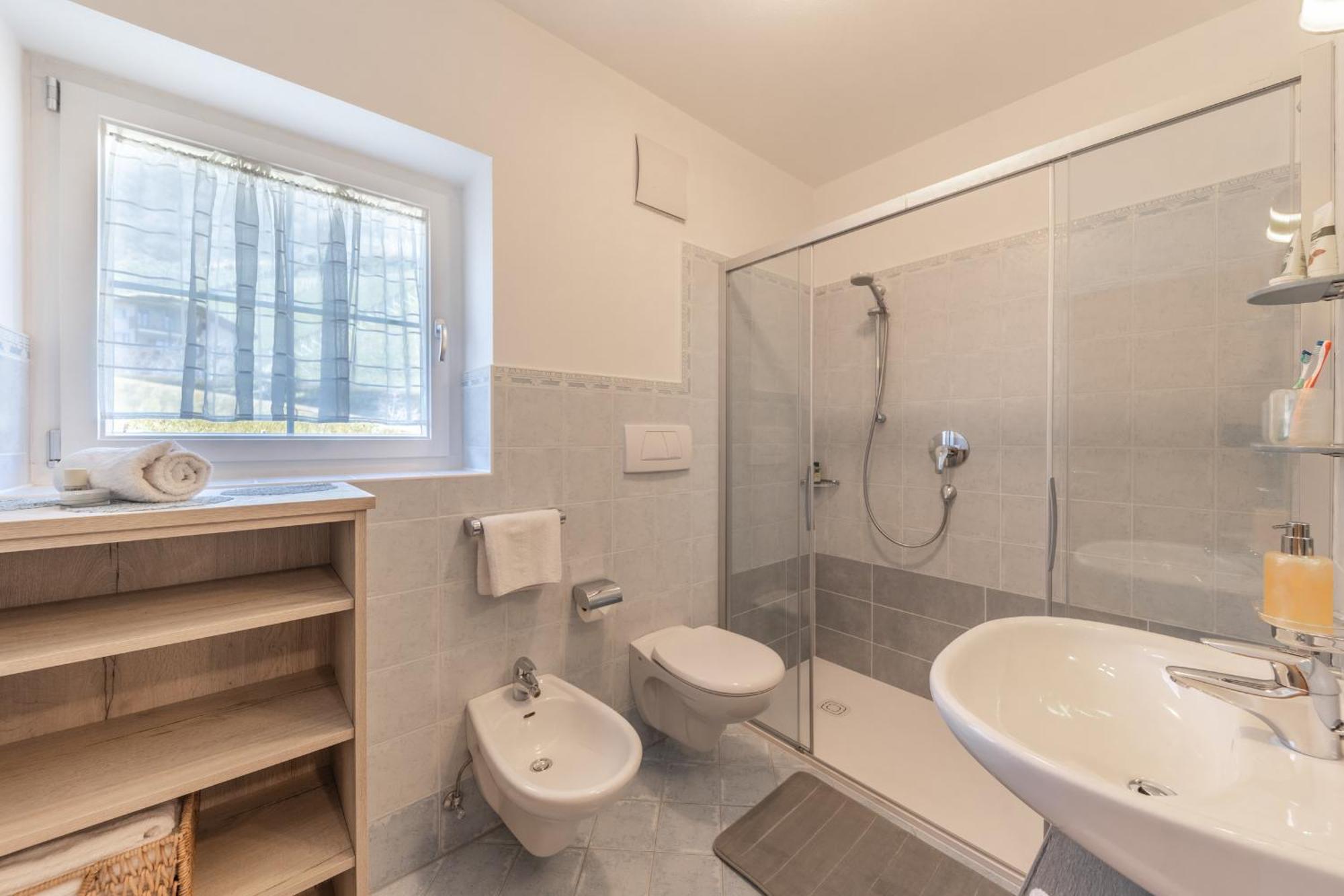 St. Josefhof Apartment Caldaro Bagian luar foto