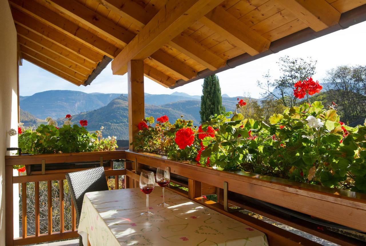 St. Josefhof Apartment Caldaro Bagian luar foto